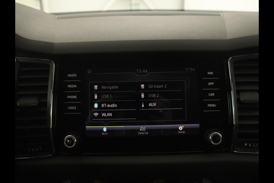 Škoda Kodiaq 1.4 TSI Style | Trekhaak | Achterbankverwarming | Navigatie | Parkeerhulp | Carplay | DAB | Stoelverwarming | Keyless | Full LED | Memory