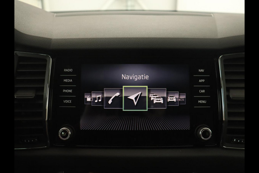 Škoda Kodiaq 1.4 TSI Style | Trekhaak | Achterbankverwarming | Navigatie | Parkeerhulp | Carplay | DAB | Stoelverwarming | Keyless | Full LED | Memory