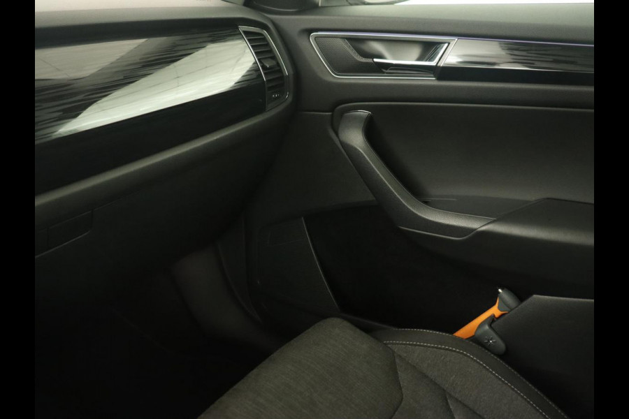Škoda Kodiaq 1.4 TSI Style | Trekhaak | Achterbankverwarming | Navigatie | Parkeerhulp | Carplay | DAB | Stoelverwarming | Keyless | Full LED | Memory