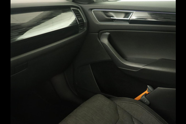 Škoda Kodiaq 1.4 TSI Style | Trekhaak | Achterbankverwarming | Navigatie | Parkeerhulp | Carplay | DAB | Stoelverwarming | Keyless | Full LED | Memory