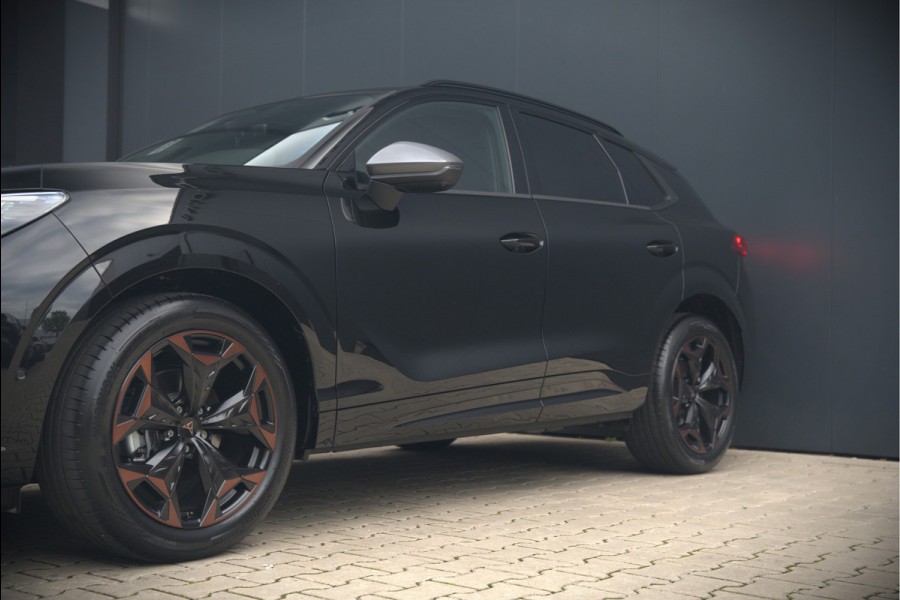 CUPRA Terramar 1.5 eTSI Business | Adaptive Cruise Control | 360 Camera | Stoelverwarming | Stuurverwarming | Memory Seat | Elektrische verstelbare stoel |  Ambiance Verlichting | Dodehoekdetectie | Keyless | LED | BTW | Fab