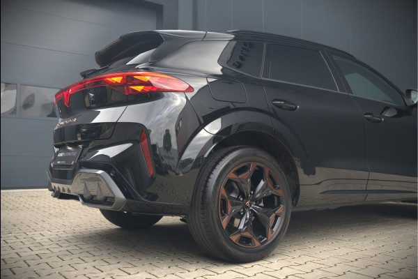 CUPRA Terramar 1.5 eTSI Business | Adaptive Cruise Control | 360 Camera | Stoelverwarming | Stuurverwarming | Memory Seat | Elektrische verstelbare stoel |  Ambiance Verlichting | Dodehoekdetectie | Keyless | LED | BTW | Fab