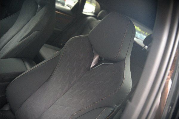 CUPRA Terramar 1.5 eTSI Business | Adaptive Cruise Control | 360 Camera | Stoelverwarming | Stuurverwarming | Memory Seat | Elektrische verstelbare stoel |  Ambiance Verlichting | Dodehoekdetectie | Keyless | LED | BTW | Fab
