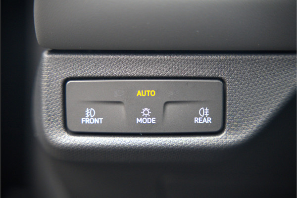 CUPRA Terramar 1.5 eTSI Business | Adaptive Cruise Control | 360 Camera | Stoelverwarming | Stuurverwarming | Memory Seat | Elektrische verstelbare stoel |  Ambiance Verlichting | Dodehoekdetectie | Keyless | LED | BTW | Fab