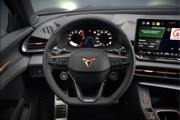 CUPRA Terramar 1.5 eTSI Business | Adaptive Cruise Control | 360 Camera | Stoelverwarming | Stuurverwarming | Memory Seat | Elektrische verstelbare stoel |  Ambiance Verlichting | Dodehoekdetectie | Keyless | LED | BTW | Fab