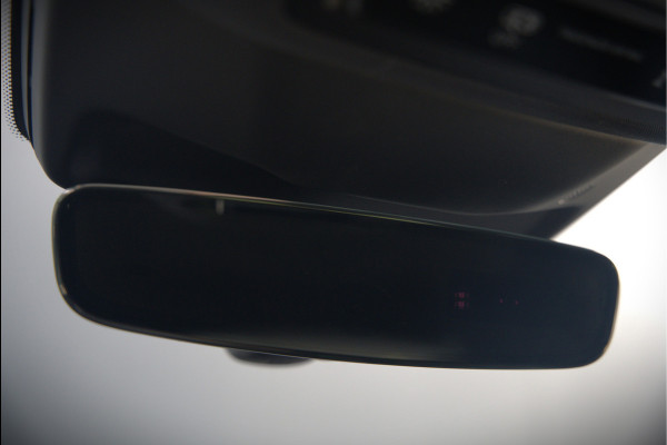 CUPRA Terramar 1.5 eTSI Business | Adaptive Cruise Control | 360 Camera | Stoelverwarming | Stuurverwarming | Memory Seat | Elektrische verstelbare stoel |  Ambiance Verlichting | Dodehoekdetectie | Keyless | LED | BTW | Fab