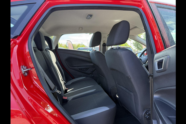 Ford Fiesta 1.0 EcoBoost Titanium 1e Eigenaar,Trekhaak,Airco,Weinig km,Distributie recent vervangen,5 Deurs,Apk tot 02-2026