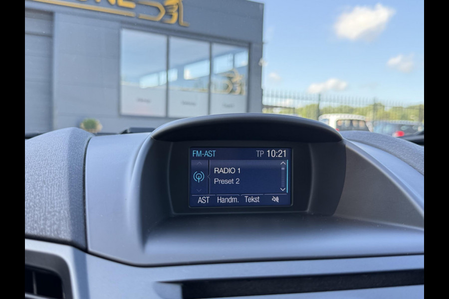 Ford Fiesta 1.0 EcoBoost Titanium 1e Eigenaar,Trekhaak,Airco,Weinig km,Distributie recent vervangen,5 Deurs,Apk tot 02-2026