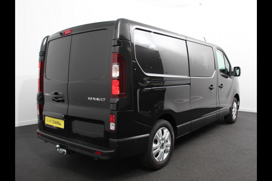 Renault Trafic 2.0 Blue dCi 150 EDC T30 L2H1 Advance Dubbele cabine Navigatie Airco Lichtmetalen velgen Betimmering Trekhaak Camera Parkeer sensoren Dab