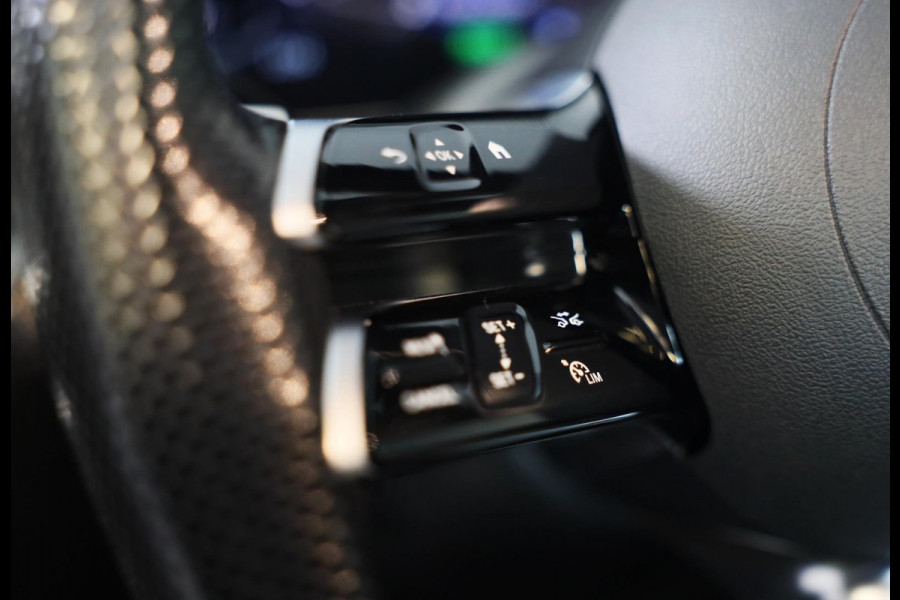 Mercedes-Benz C-Klasse 300 e AMG 63 Look / Massage / Head Up / 360 Camera / Acc / Elek Stoelen / Leder / Open Pano / 20 Inc