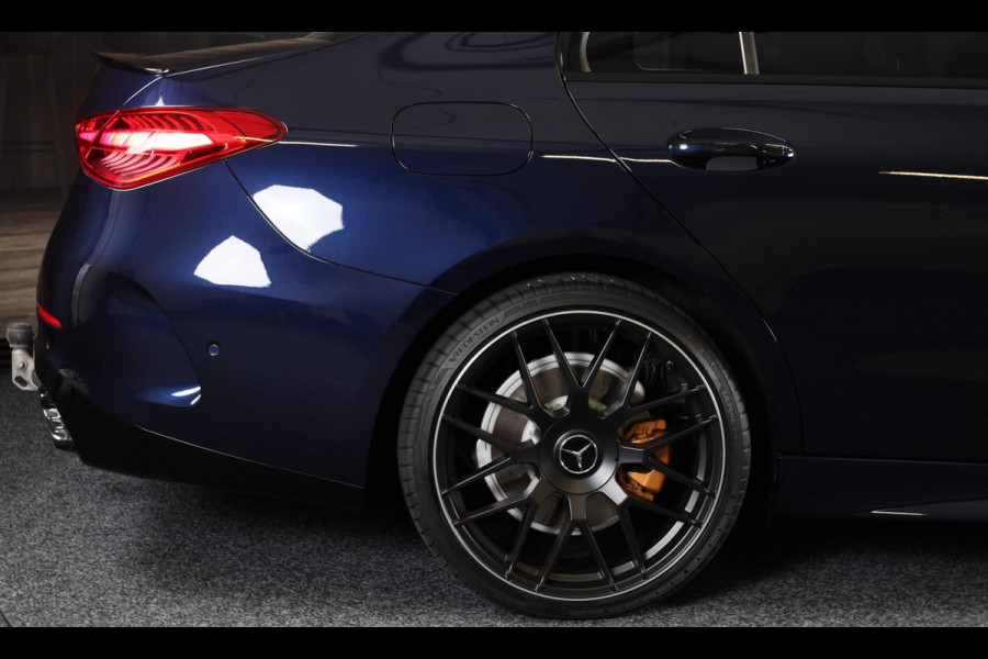 Mercedes-Benz C-Klasse 300 e AMG 63 Look / Massage / Head Up / 360 Camera / Acc / Elek Stoelen / Leder / Open Pano / 20 Inc