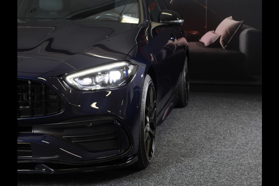 Mercedes-Benz C-Klasse 300 e AMG 63 Look / Massage / Head Up / 360 Camera / Acc / Elek Stoelen / Leder / Open Pano / 20 Inc