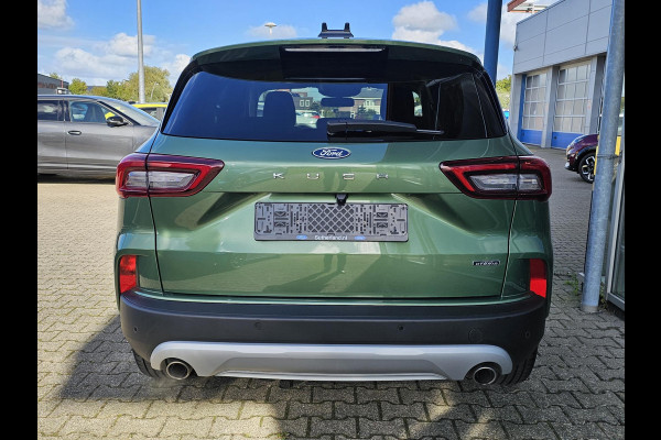 Ford Kuga 2.5 PHEV Titanium 243pk | Driver Assistance Pack | Winterpack | Wegklapbare Trekhaak | 2.100kg Trekgewicht | Ford Kuga 2.5 PHEV Titanium 243pk | Driver Assistance Pack | Winterpack | Wegklapbare Trekhaak | 2.100kg Trekgewicht |