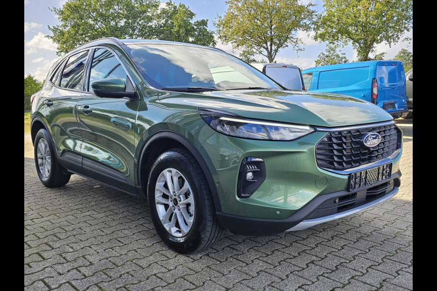 Ford Kuga 2.5 PHEV Titanium 243pk | Driver Assistance Pack | Winterpack | Wegklapbare Trekhaak | 2.100kg Trekgewicht | Ford Kuga 2.5 PHEV Titanium 243pk | Driver Assistance Pack | Winterpack | Wegklapbare Trekhaak | 2.100kg Trekgewicht |