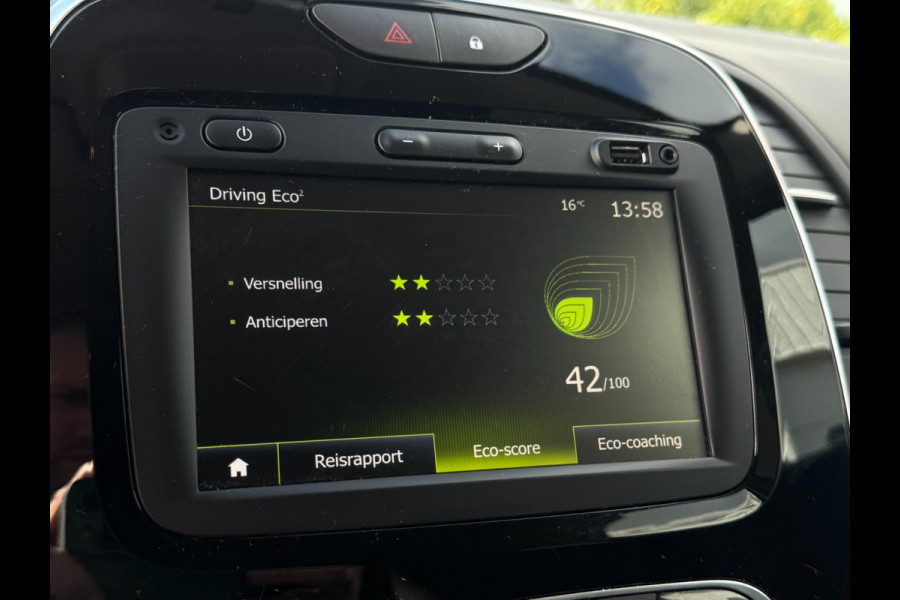 Renault Captur 0.9 TCe Intens TREKHAAK / 4-SEIZOENENBAND / PDC / NAVI / CRUISE / LMV / ECC / BLUETOOTH / PARELMOER