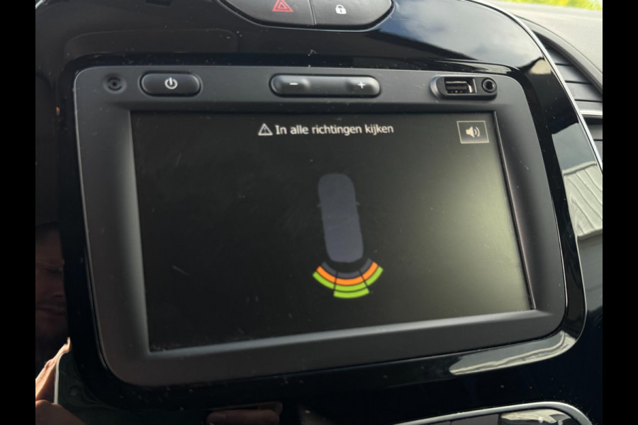 Renault Captur 0.9 TCe Intens TREKHAAK / 4-SEIZOENENBAND / PDC / NAVI / CRUISE / LMV / ECC / BLUETOOTH / PARELMOER