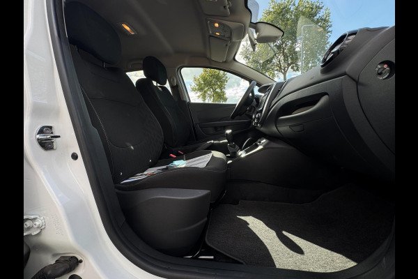 Renault Captur 0.9 TCe Intens TREKHAAK / 4-SEIZOENENBAND / PDC / NAVI / CRUISE / LMV / ECC / BLUETOOTH / PARELMOER