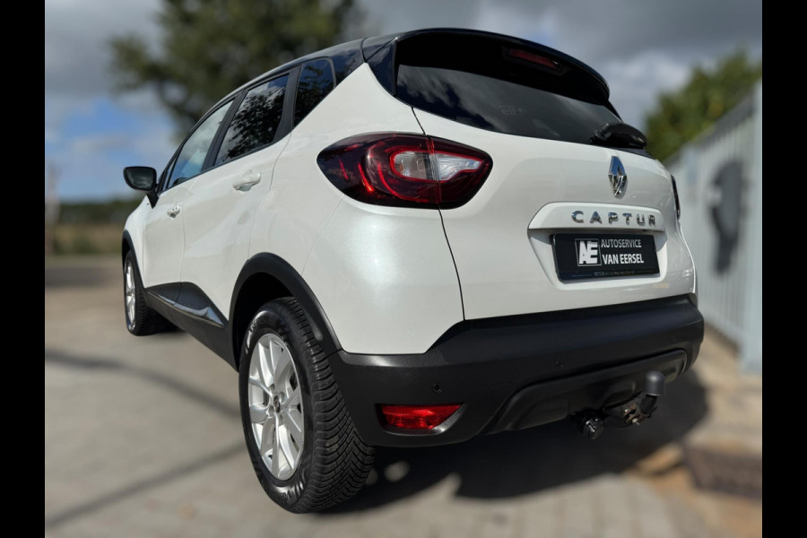 Renault Captur 0.9 TCe Intens TREKHAAK / 4-SEIZOENENBAND / PDC / NAVI / CRUISE / LMV / ECC / BLUETOOTH / PARELMOER