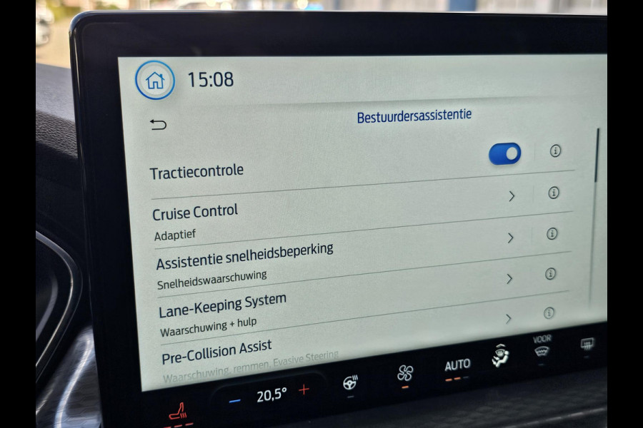 Ford Kuga 2.5 PHEV Titanium 243pk | Driver Assistance Pack | Winterpack | Wegklapbare Trekhaak | 2.100kg Trekgewicht | Ford Kuga 2.5 PHEV Titanium 243pk | Driver Assistance Pack | Winterpack | Wegklapbare Trekhaak | 2.100kg Trekgewicht |