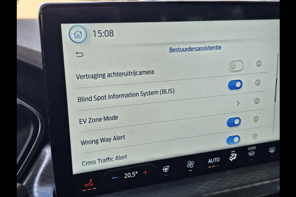 Ford Kuga 2.5 PHEV Titanium 243pk | Driver Assistance Pack | Winterpack | Wegklapbare Trekhaak | 2.100kg Trekgewicht | Ford Kuga 2.5 PHEV Titanium 243pk | Driver Assistance Pack | Winterpack | Wegklapbare Trekhaak | 2.100kg Trekgewicht |