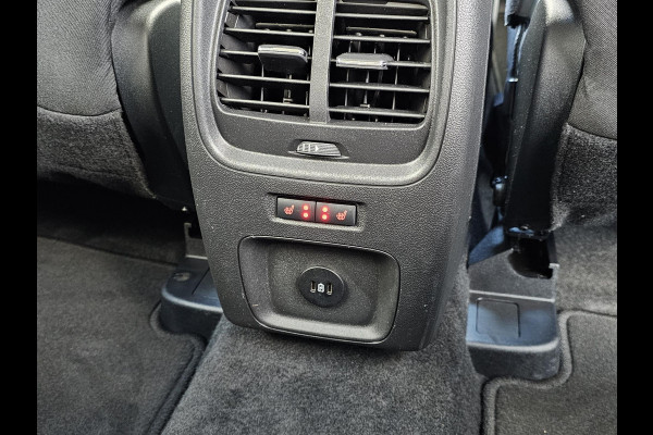 Ford Kuga 2.5 PHEV Titanium 243pk | Driver Assistance Pack | Winterpack | Wegklapbare Trekhaak | 2.100kg Trekgewicht | Ford Kuga 2.5 PHEV Titanium 243pk | Driver Assistance Pack | Winterpack | Wegklapbare Trekhaak | 2.100kg Trekgewicht |