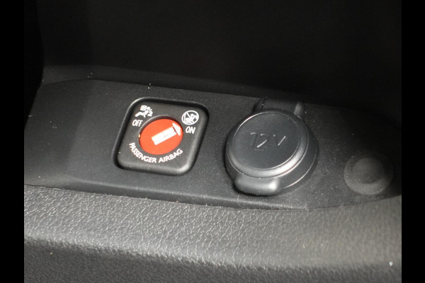 Peugeot Expert 180pk Automaat Long L3 Premium Dubbele Cabine Airco Bluetooth Trekhaak Bluetooth Cruise