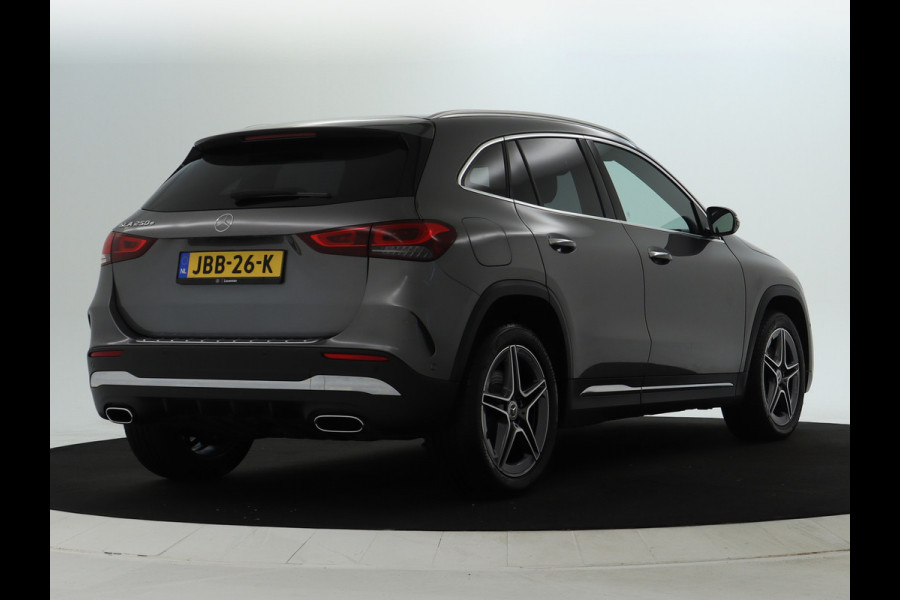 Mercedes-Benz GLA 250 e AMG Plug-In Hybride AMG Line | Sfeerverlichting | Achteruitrijcamera | Stoelverwarming voor. | Ledkoplampen. Inclusief 48 maanden MB Certified garantie voor Europa.