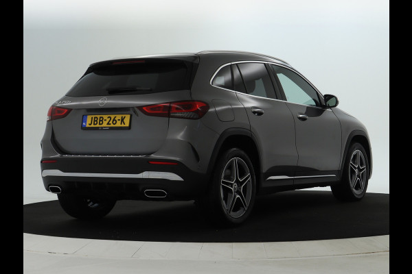 Mercedes-Benz GLA 250 e AMG Plug-In Hybride AMG Line | Sfeerverlichting | Achteruitrijcamera | Stoelverwarming voor. | Ledkoplampen. Inclusief 48 maanden MB Certified garantie voor Europa.