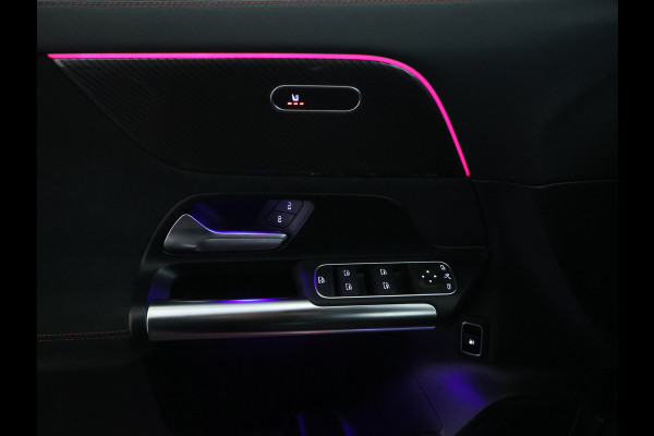 Mercedes-Benz GLA 250 e AMG Plug-In Hybride AMG Line | Sfeerverlichting | Achteruitrijcamera | Stoelverwarming voor. | Ledkoplampen. Inclusief 48 maanden MB Certified garantie voor Europa.