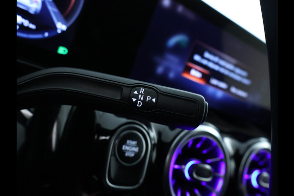 Mercedes-Benz GLA 250 e AMG Plug-In Hybride AMG Line | Sfeerverlichting | Achteruitrijcamera | Stoelverwarming voor. | Ledkoplampen. Inclusief 48 maanden MB Certified garantie voor Europa.