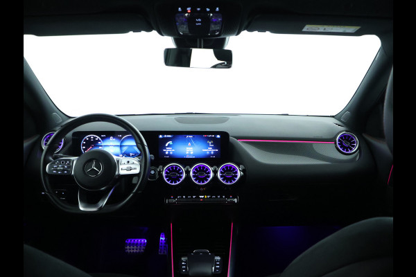 Mercedes-Benz GLA 250 e AMG Plug-In Hybride AMG Line | Sfeerverlichting | Achteruitrijcamera | Stoelverwarming voor. | Ledkoplampen. Inclusief 48 maanden MB Certified garantie voor Europa.
