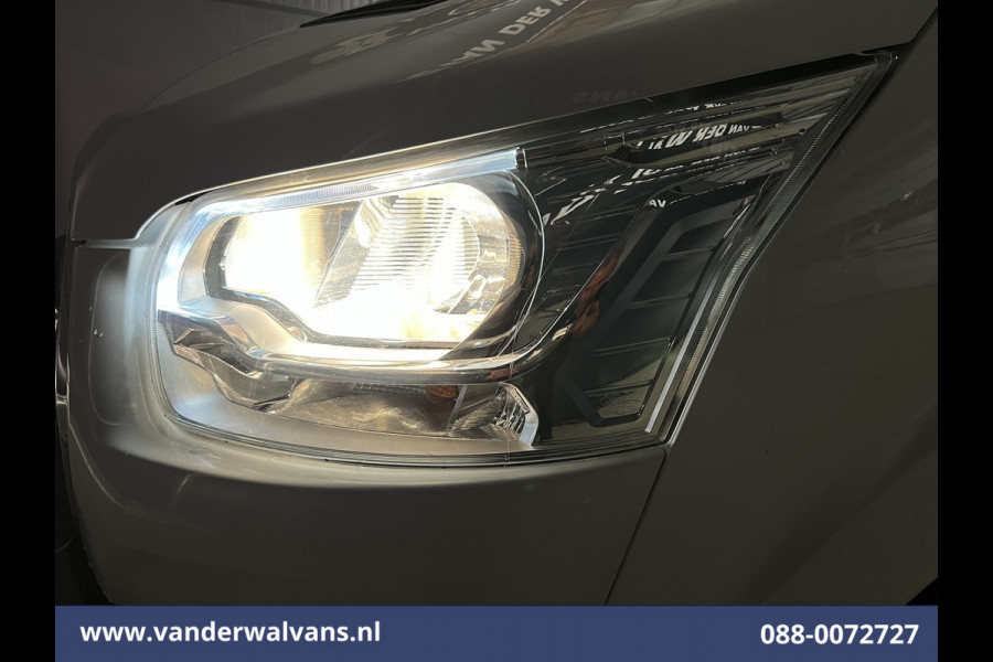 Ford Transit 2.0TDCI 131pk L4H3 Jumbo Euro6 Airco | Camera | Navigatie | Apple Carplay | Android Auto | Cruisecontrol LED, Verwarmde voorruit, Stoelverwarming, Parkeersensoren, Bijrijdersbank Ford Transit 2.0TDCI 131pk L4H3 Jumbo Euro6 Airco | Camera | Navigatie | Apple Carplay | Android Auto | Cruisecontrol LED, Verwarmde voorruit, Stoelverwarming, Parkeersensoren, Bijrijdersbank