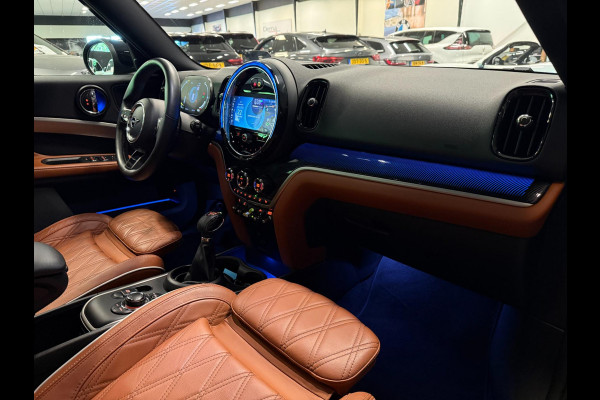 MINI Countryman 2.0 Cooper S E ALL4 Chili PANO/BENTLY-LEDER/SFEERVERL/H-UP/H-KARDON///