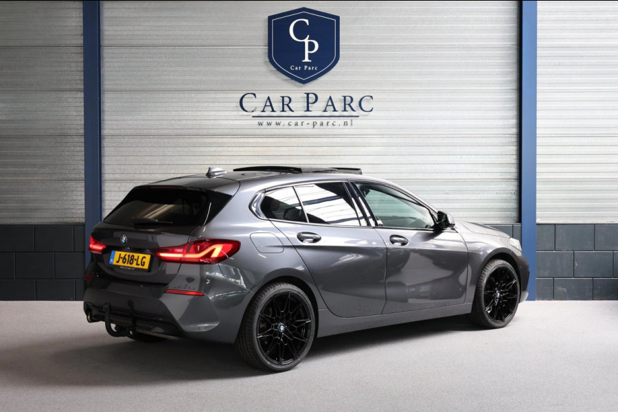BMW 1-serie 118i M-SPORT LED+XENON/VIRTUAL/SFEER/PANORAMADAK/LEER+S.VERWARMING/LMV/CAM/LINE/ACC/ECC/12 MDN GARANTIE!