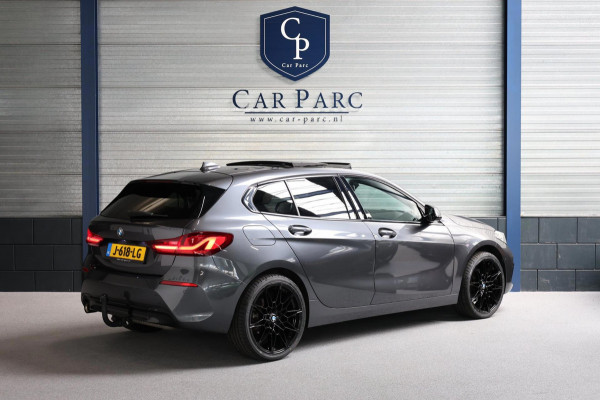 BMW 1-serie 118i M-SPORT LED+XENON/VIRTUAL/SFEER/PANORAMADAK/LEER+S.VERWARMING/LMV/CAM/LINE/ACC/ECC/12 MDN GARANTIE!