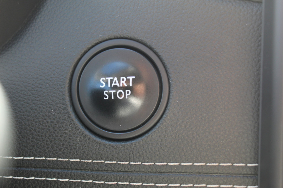 Renault Scénic 1.2 TCe Intens , Trekgewicht 1850kg Zeer nette hoog zitter , Climate  control , Navigatie , Cruis control Trekhaak , Parkeer sensoren V+A , AGR stoel bestuurder