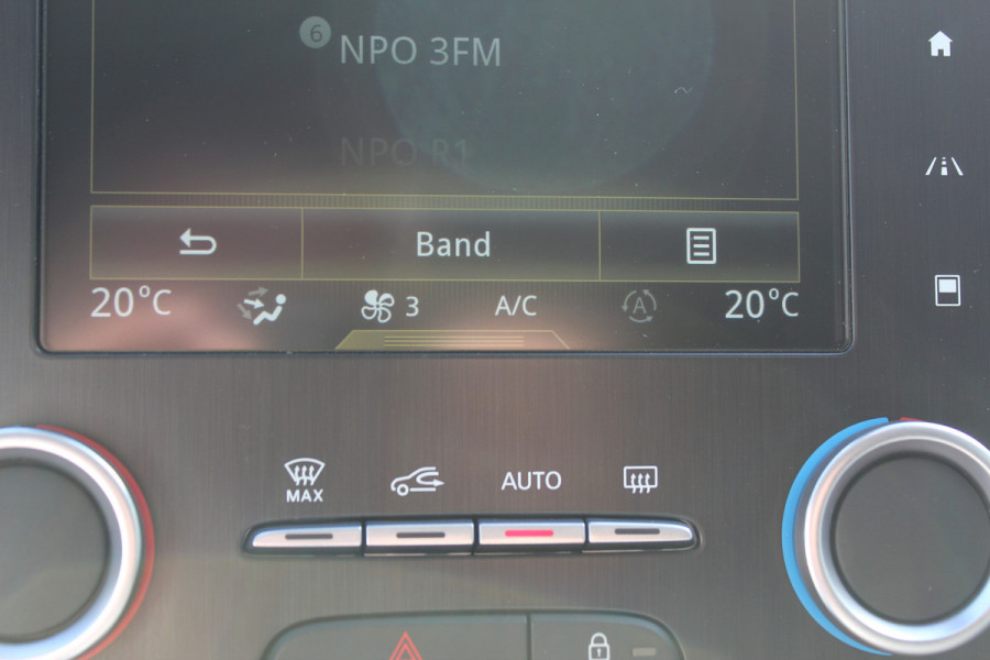 Renault Scénic 1.2 TCe Intens , Trekgewicht 1850kg Zeer nette hoog zitter , Climate  control , Navigatie , Cruis control Trekhaak , Parkeer sensoren V+A , AGR stoel bestuurder