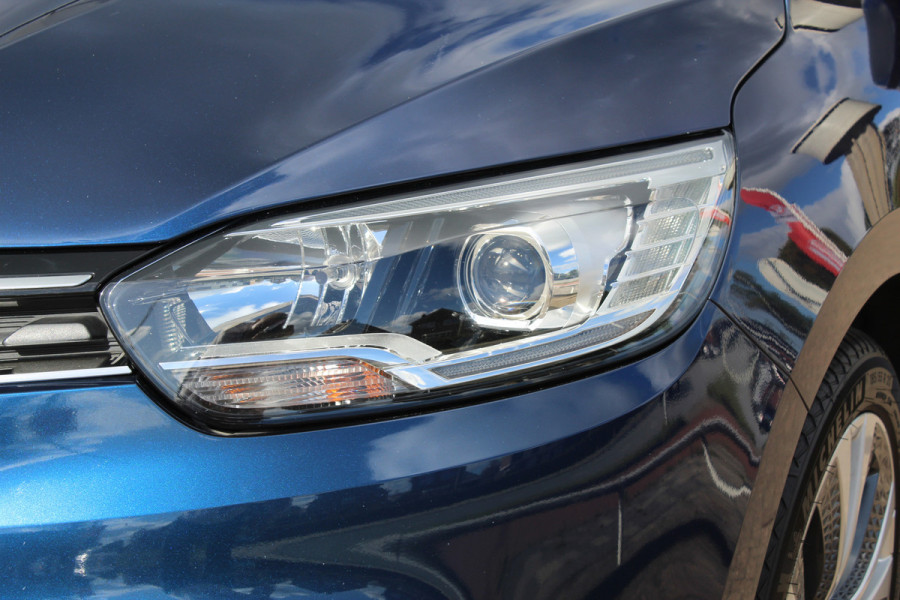 Renault Scénic 1.2 TCe Intens , Trekgewicht 1850kg Zeer nette hoog zitter , Climate  control , Navigatie , Cruis control Trekhaak , Parkeer sensoren V+A , AGR stoel bestuurder