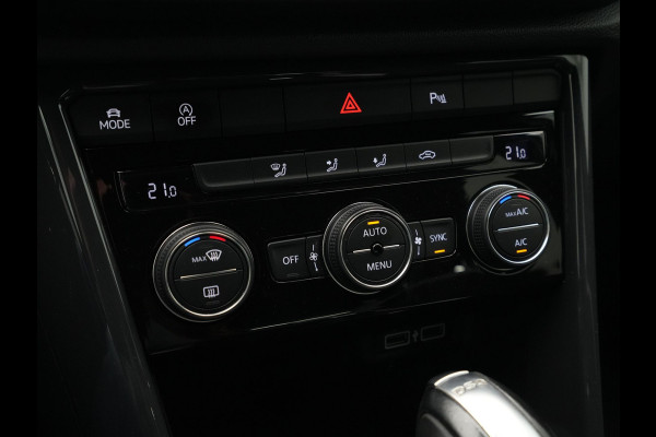 Volkswagen T-Roc 1.5 TSI 150pk DSG Sport Navigatie Trekhaak Virtual cockpit Acc Carplay 95