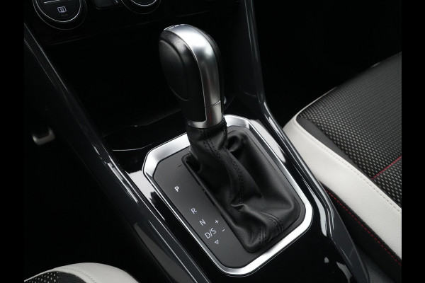 Volkswagen T-Roc 1.5 TSI 150pk DSG Sport Navigatie Trekhaak Virtual cockpit Acc Carplay 95