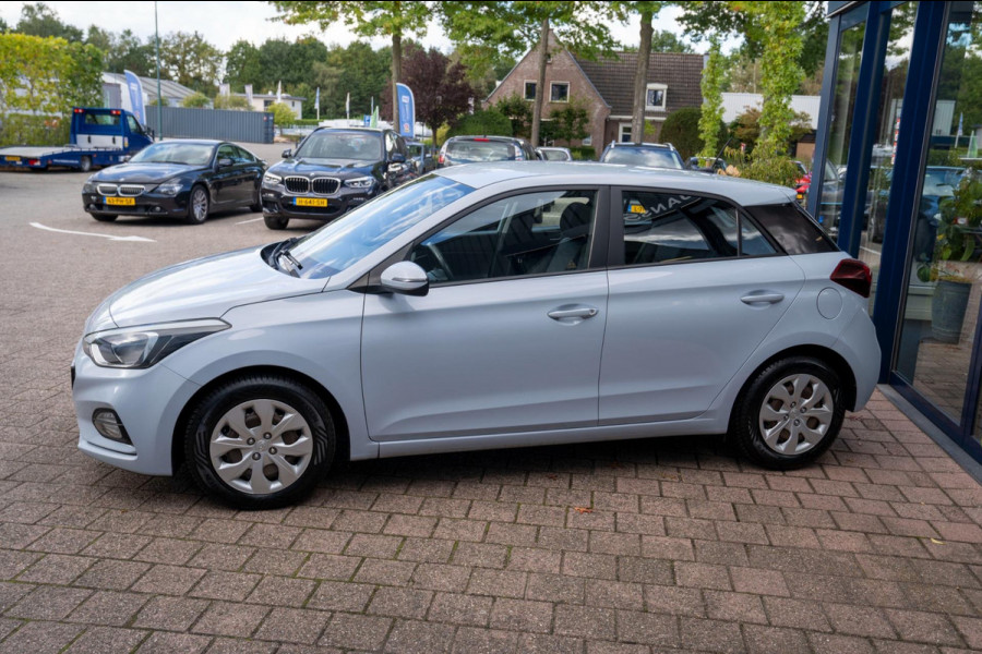Hyundai i20 1.0 T-GDI Comfort|Prijs rijklaar incl. 12 mnd garantie| Stoel/stuurverwarming Bluetooth Carplay Camera PDC achter