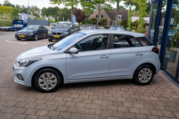 Hyundai i20 1.0 T-GDI Comfort|Prijs rijklaar incl. 12 mnd garantie| Stoel/stuurverwarming Bluetooth Carplay Camera PDC achter