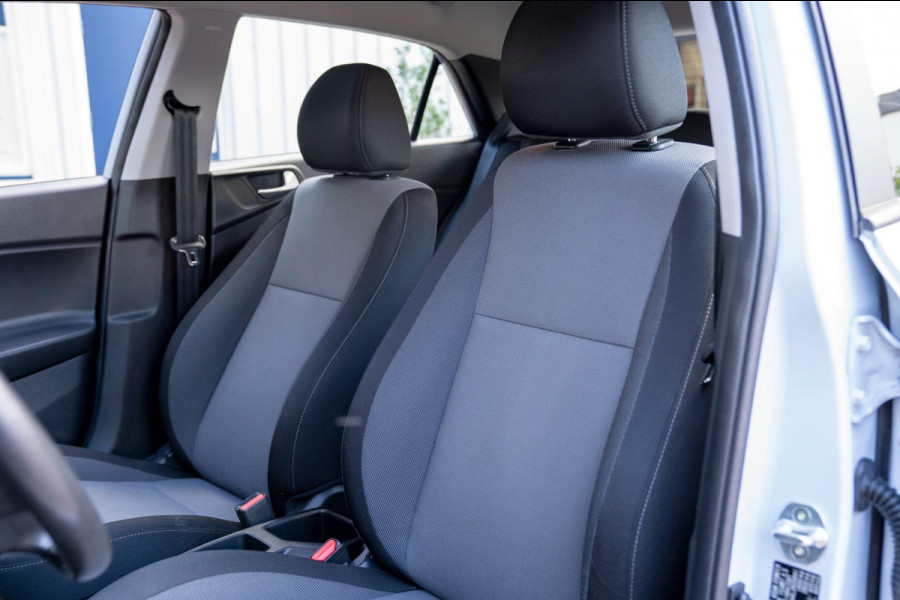 Hyundai i20 1.0 T-GDI Comfort|Prijs rijklaar incl. 12 mnd garantie| Stoel/stuurverwarming Bluetooth Carplay Camera PDC achter