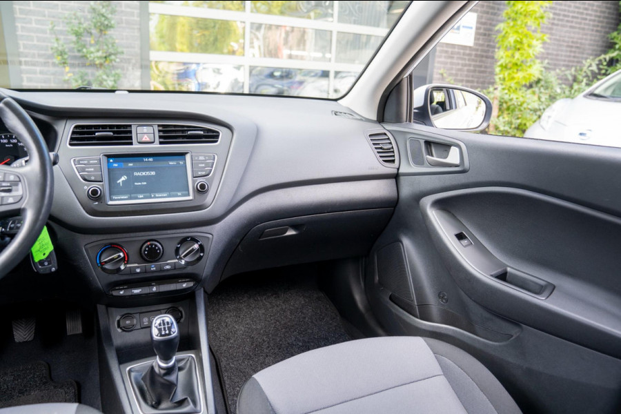 Hyundai i20 1.0 T-GDI Comfort|Prijs rijklaar incl. 12 mnd garantie| Stoel/stuurverwarming Bluetooth Carplay Camera PDC achter