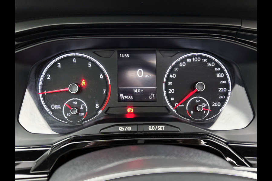 Volkswagen Polo 1.0 TSI Comfortline (NL-auto, Panorama, Navi, Carplay/ Android Auto, APP-Connect, Climate Con, Cruise Con, Etc)