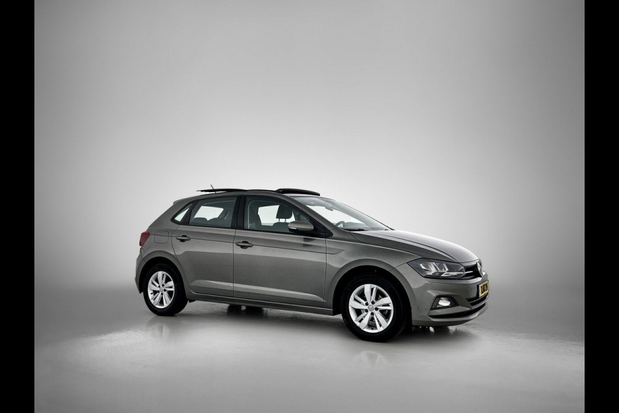 Volkswagen Polo 1.0 TSI Comfortline (NL-auto, Panorama, Navi, Carplay/ Android Auto, APP-Connect, Climate Con, Cruise Con, Etc)