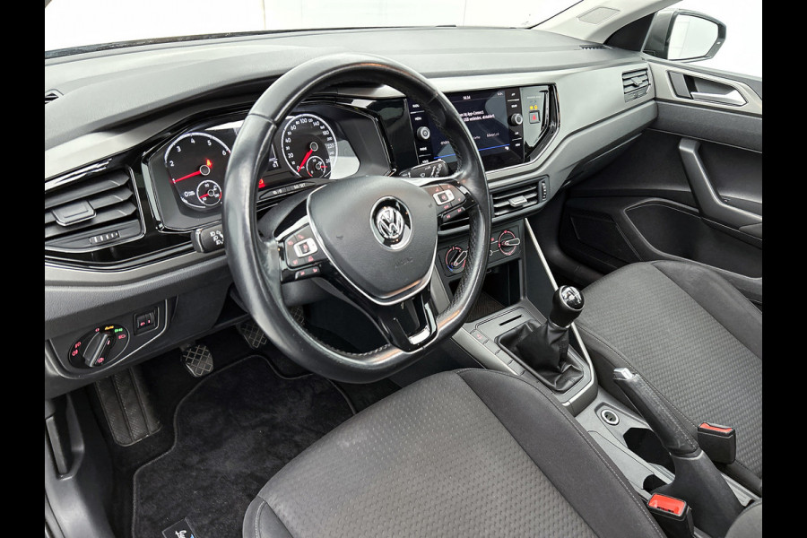 Volkswagen Polo 1.0 TSI Comfortline (NL-auto, Panorama, Navi, Carplay/ Android Auto, APP-Connect, Climate Con, Cruise Con, Etc)