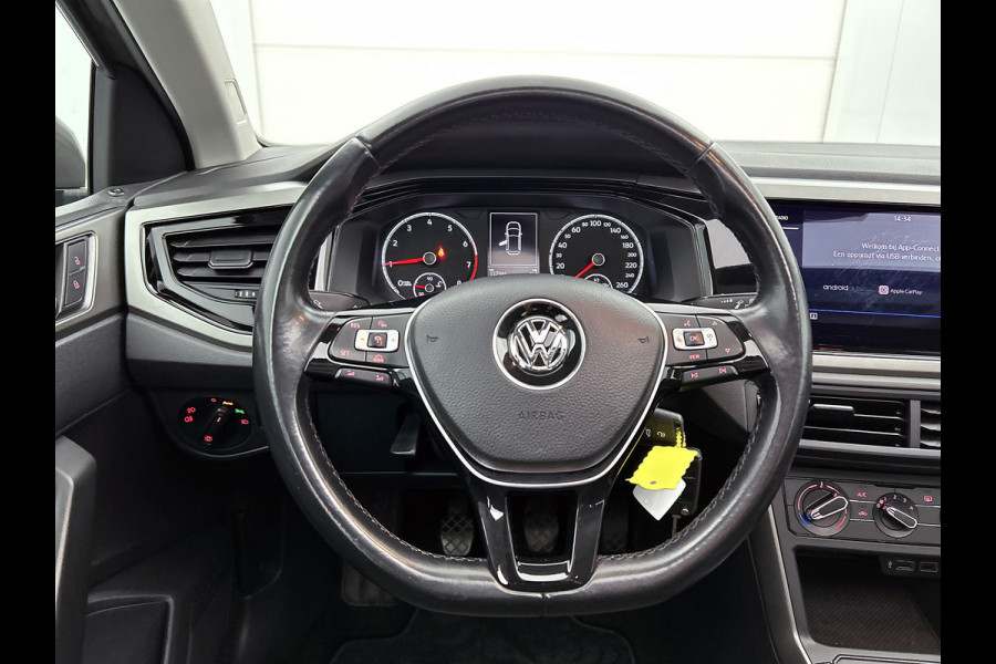 Volkswagen Polo 1.0 TSI Comfortline (NL-auto, Panorama, Navi, Carplay/ Android Auto, APP-Connect, Climate Con, Cruise Con, Etc)