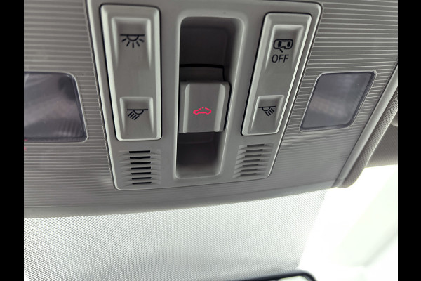 Volkswagen Polo 1.0 TSI Comfortline (NL-auto, Panorama, Navi, Carplay/ Android Auto, APP-Connect, Climate Con, Cruise Con, Etc)