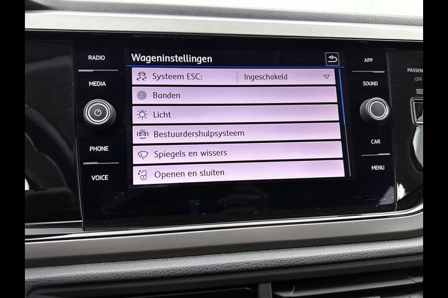 Volkswagen Polo 1.0 TSI Comfortline (NL-auto, Panorama, Navi, Carplay/ Android Auto, APP-Connect, Climate Con, Cruise Con, Etc)